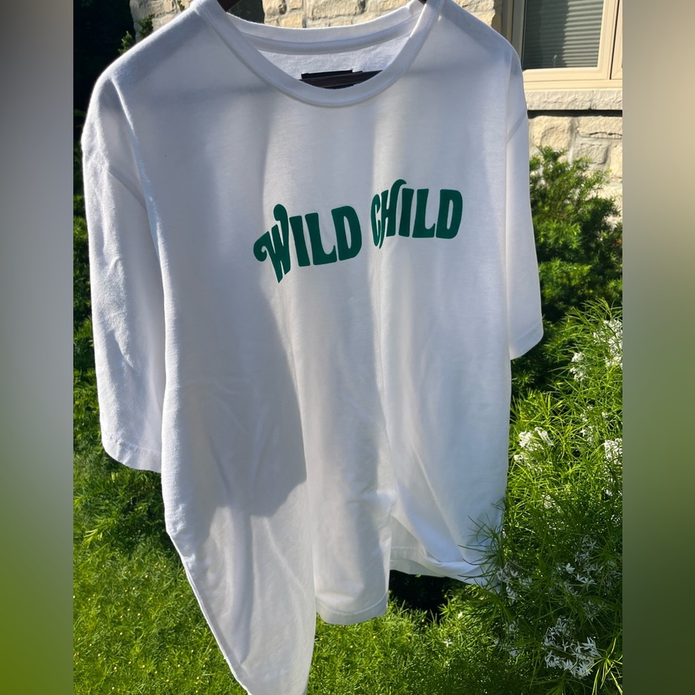 RAISED BY WOLVES White and Green Short Sleeve Tee Wild Child NWOT XL